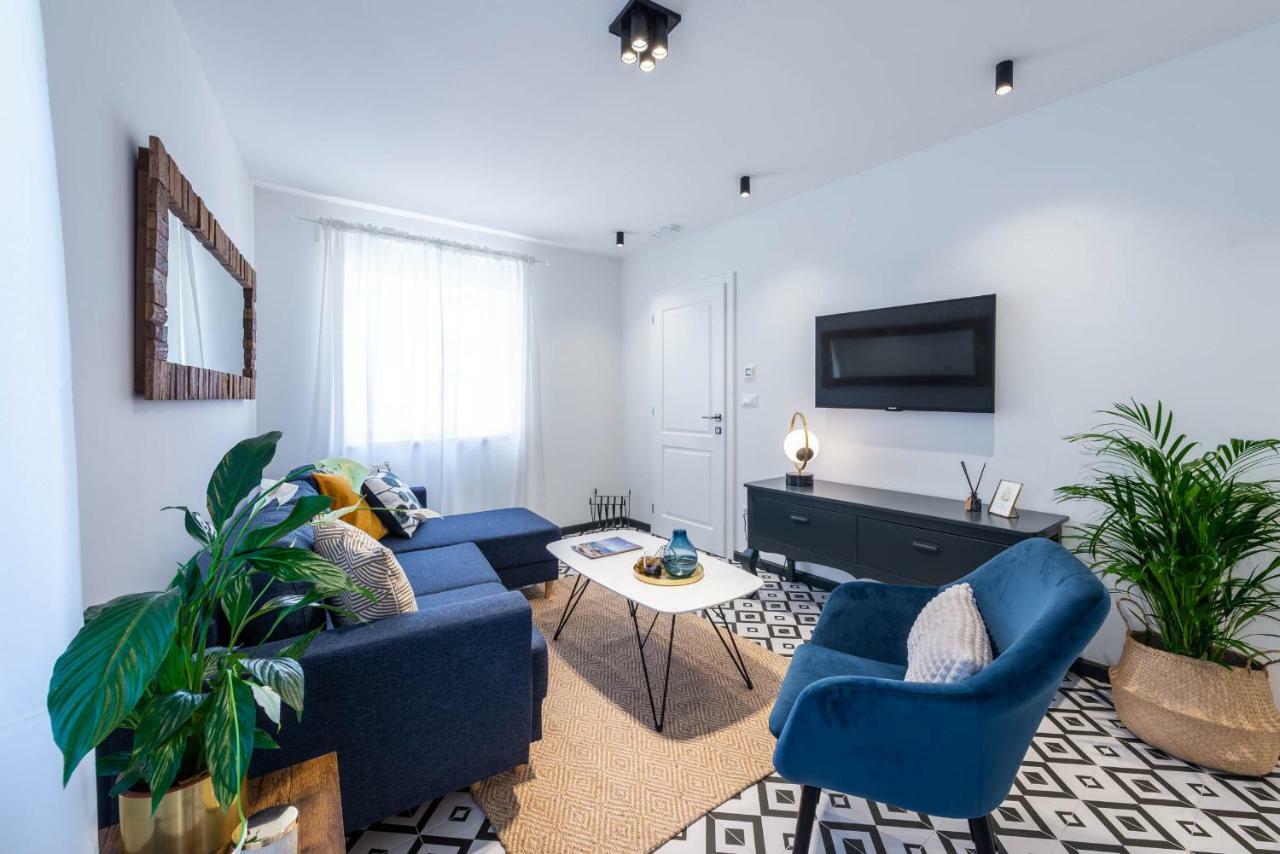 Sun And Stone Apartment 챠브타트 외부 사진