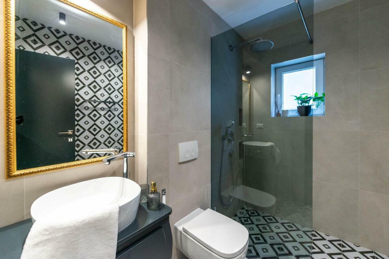 Sun And Stone Apartment 챠브타트 외부 사진