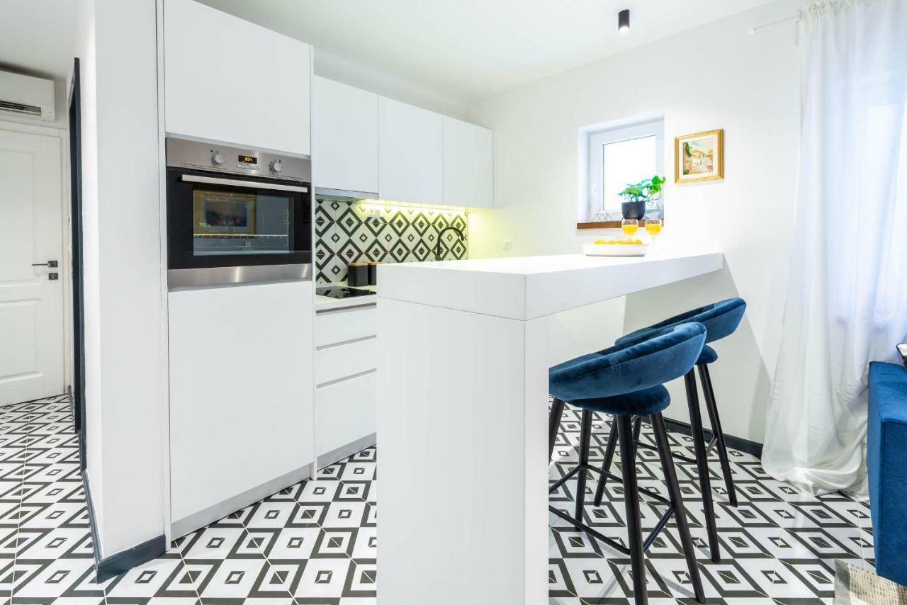 Sun And Stone Apartment 챠브타트 외부 사진